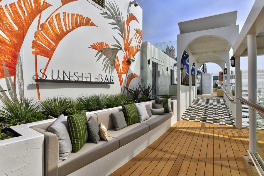 Celebrity Cruises, Celebrity Beyond, Sunset Bar 8 ©CEL.jpg